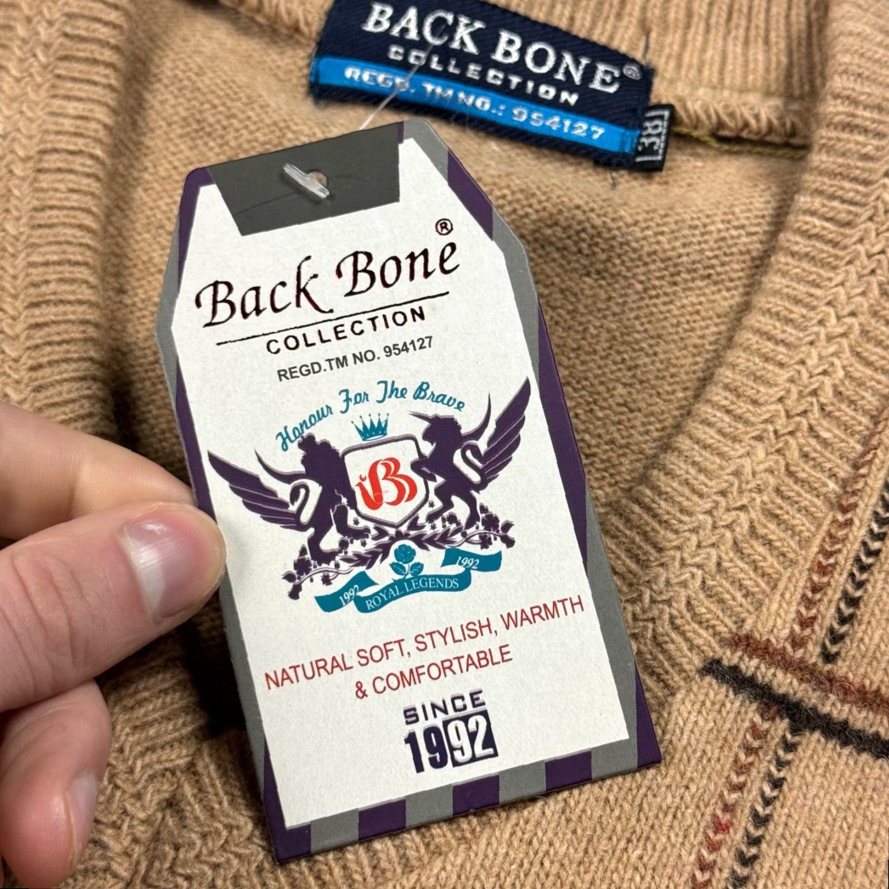 Vintage VINTAGE BACK BONE COLLECTION Wool Sweater M Mens V-Neck Plaid Knit Brown Tan 90s Preppy Pullover USA Made Regular Size M Size US M / EU 48-50 / 2 - 4 Thumbnail
