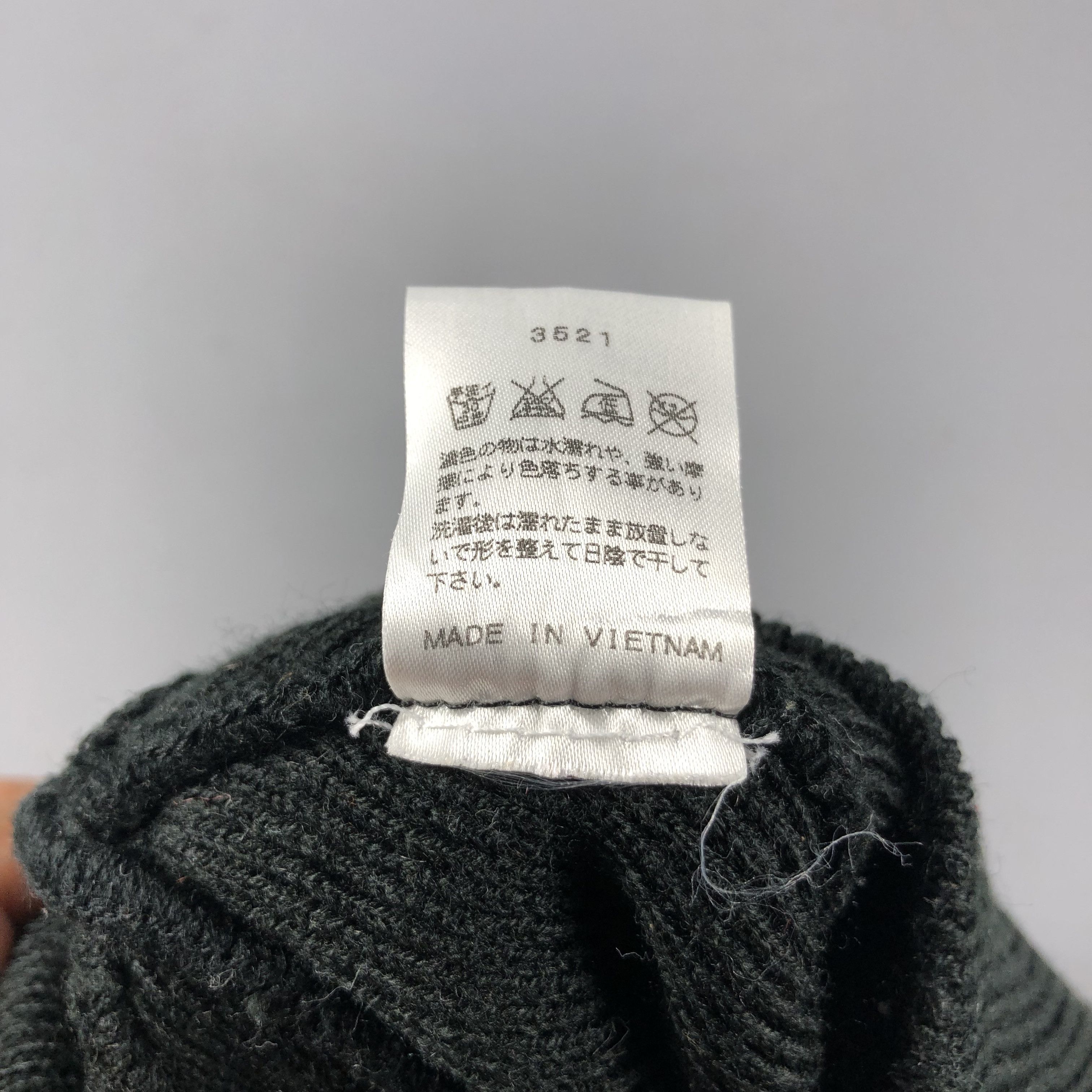 Vintage Massive Cross Beanie Snowcap Snow Hat B700 Size ONE SIZE - 4 Thumbnail