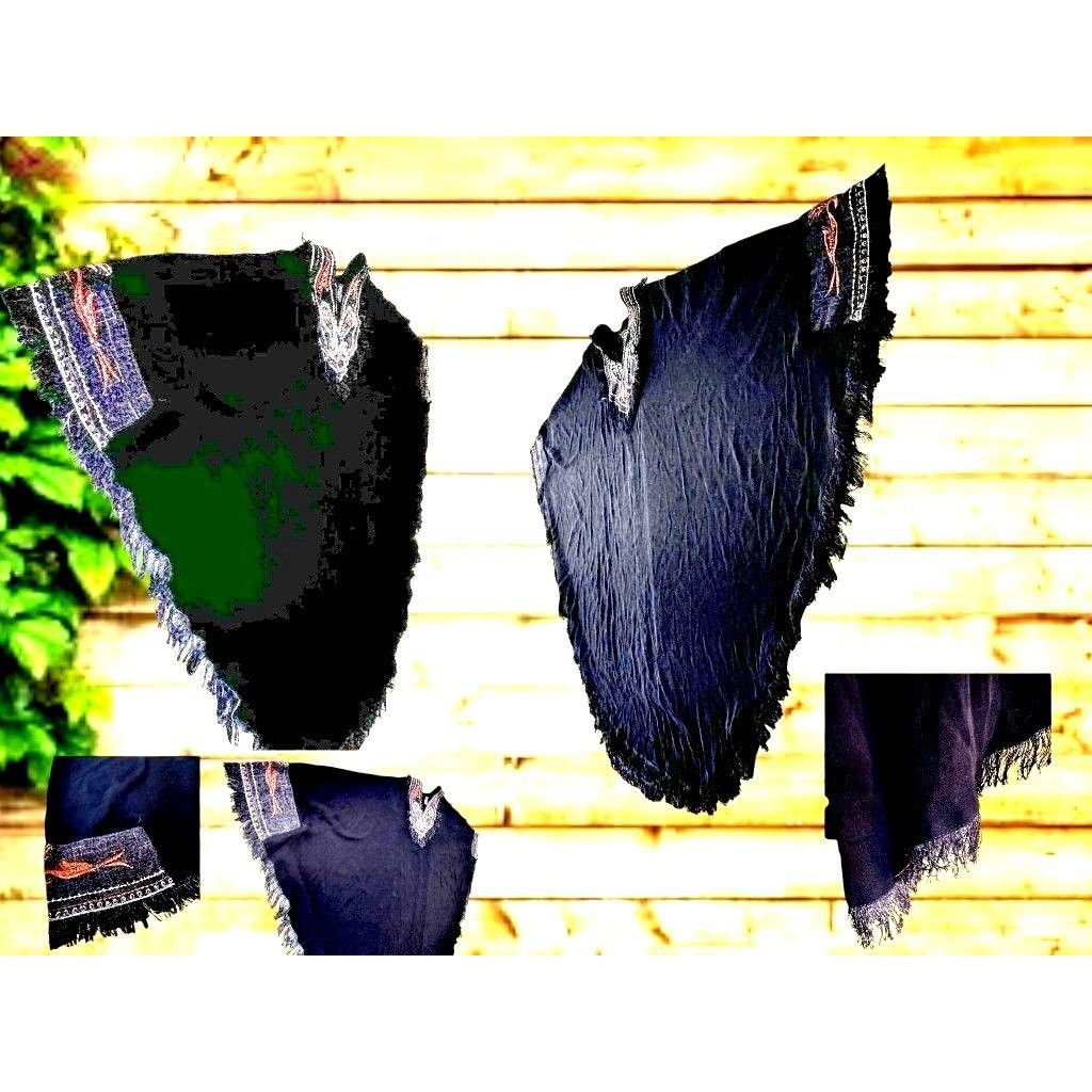 Other Royal Class Poncho Shawl Cape One Size Black Embellished Fri Size ONE SIZE - 8 Thumbnail