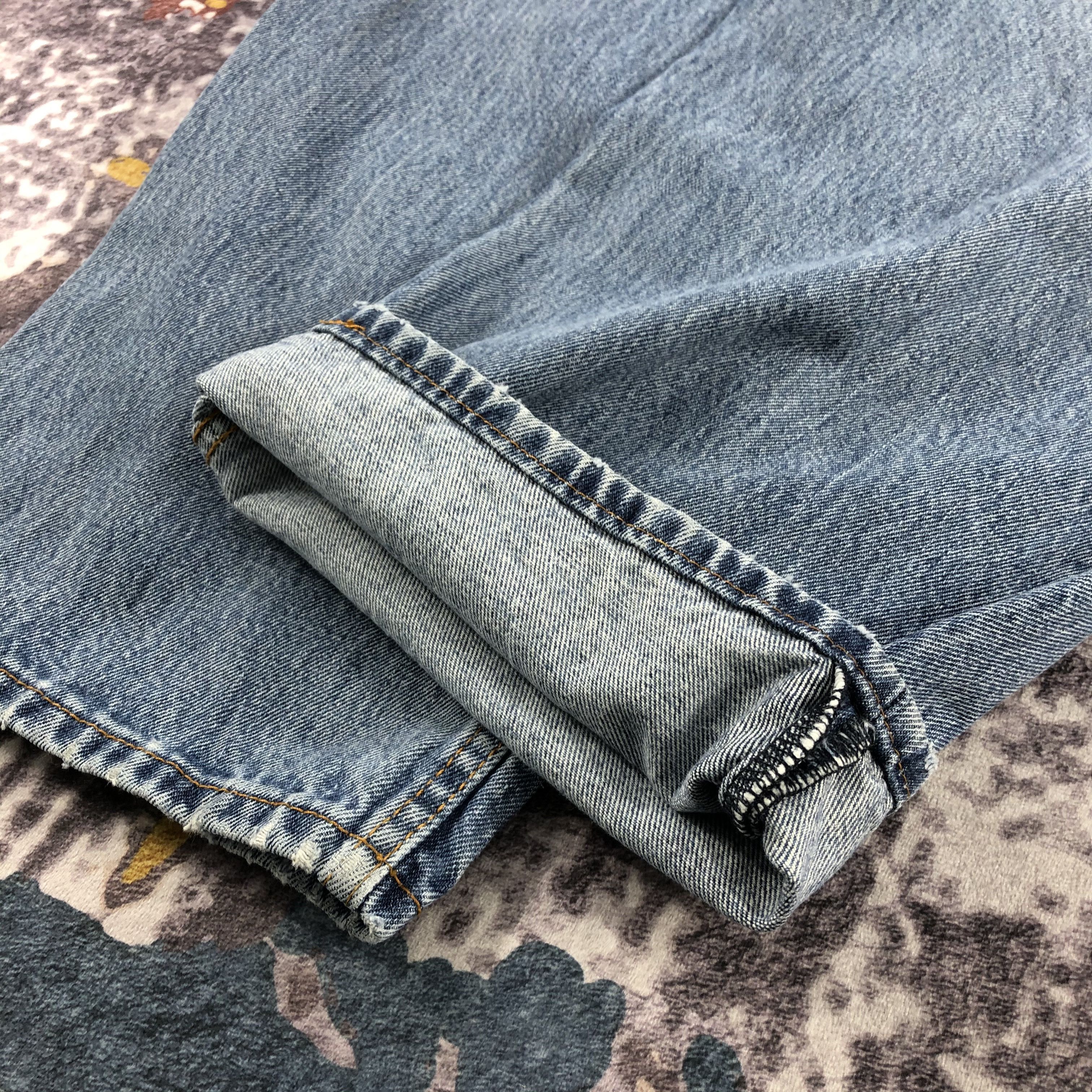 Vintage Blue Wash Levis 550 Jeans-JM2225