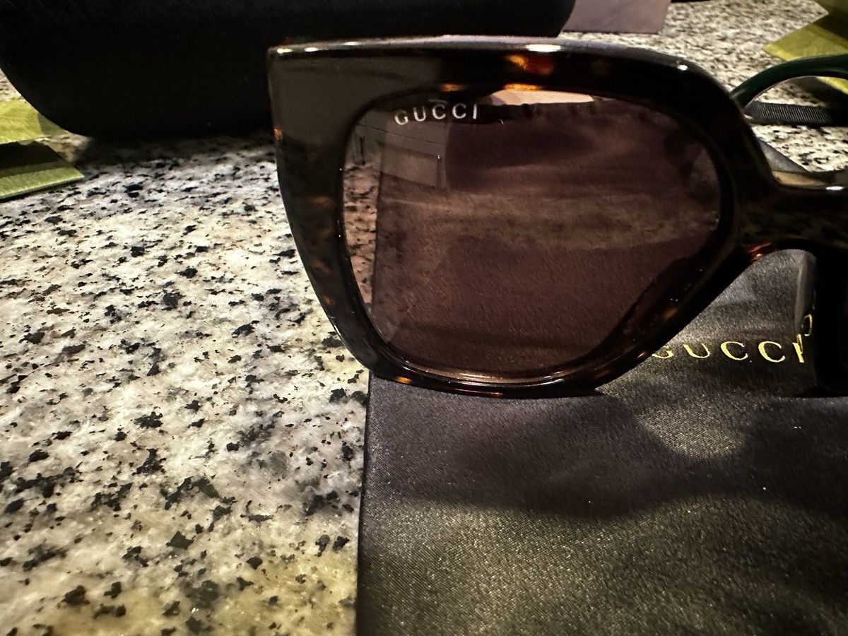 Gucci Gucci Oversized Sunglasses Size ONE SIZE - 6 Thumbnail