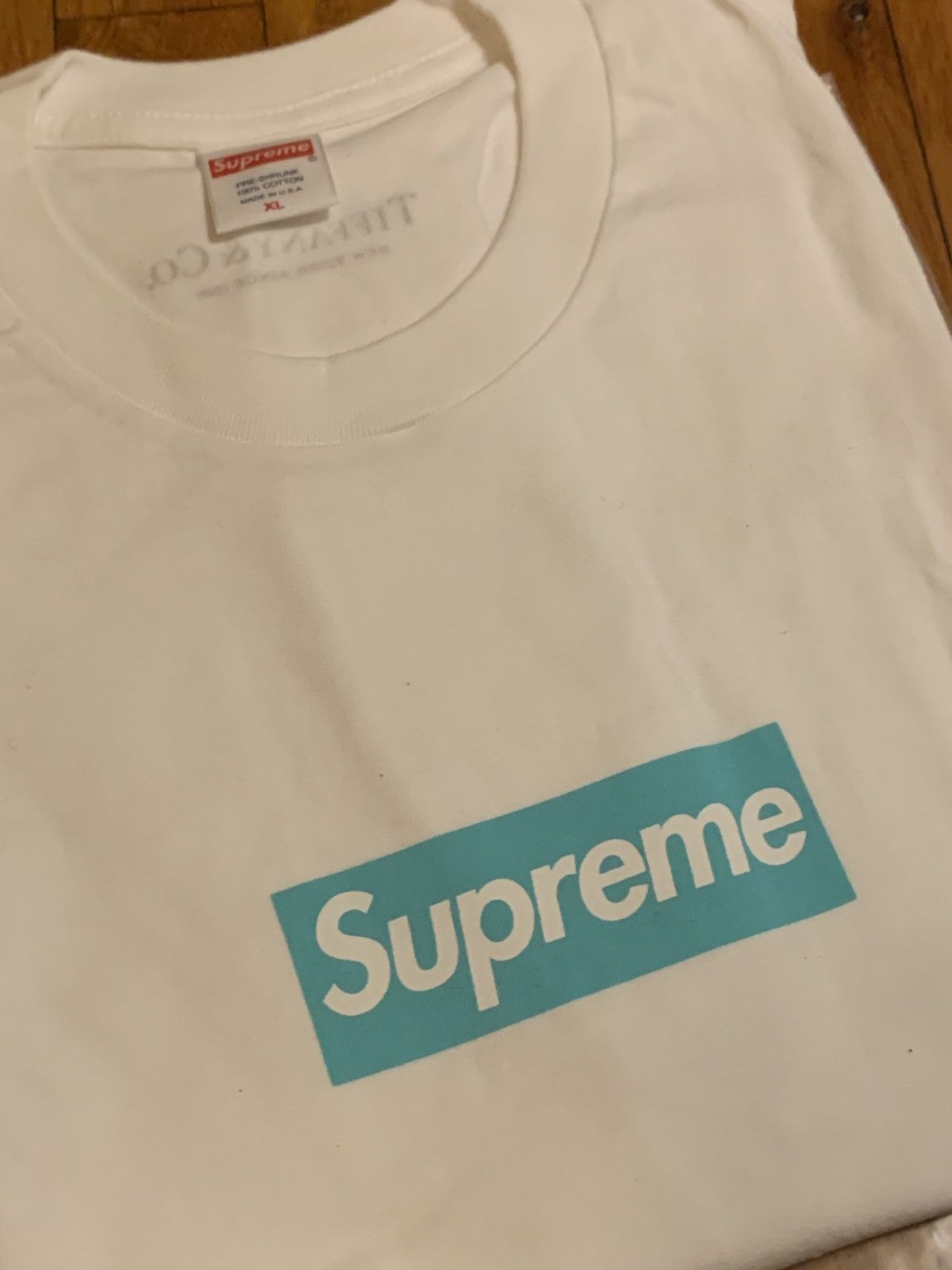 Supreme × Tiffany & Co. Supreme Tiffany & Co. Box Logo Tee Size XL Size US XL / EU 56 / 4 - 2 Thumbnail