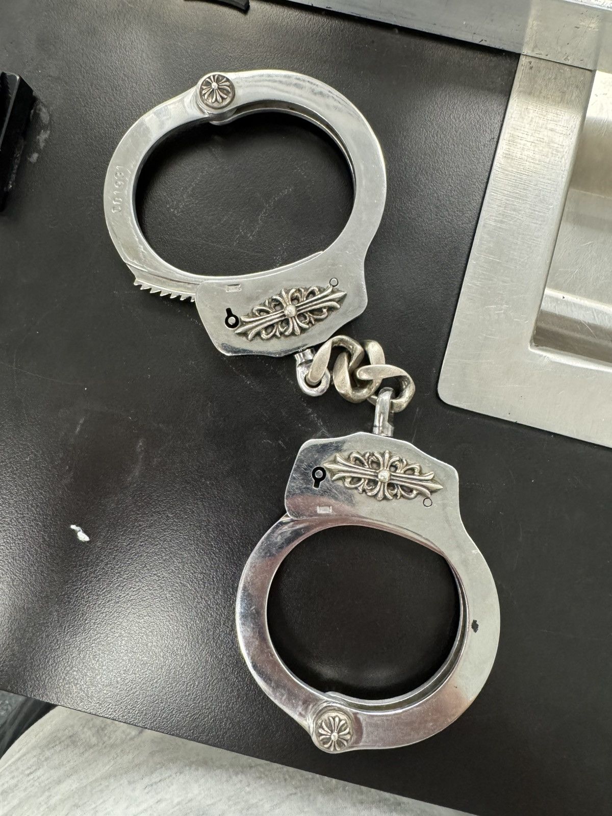 Chrome Hearts Chrome hearts handcuffs Size ONE SIZE - 12 Thumbnail