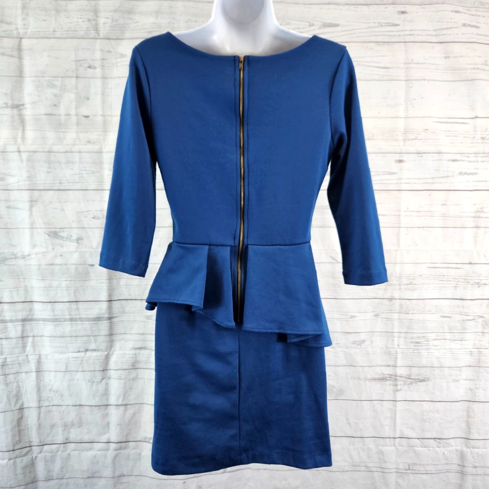Vintage Sunday in Brooklyn Womens Dress Sz Small Solid Blue 3/4 Sleeve Ruffle Sheath Short Dress Womens Small Blue 3/4 Sleeve Size S / US 4 / IT 40 - 4 Thumbnail