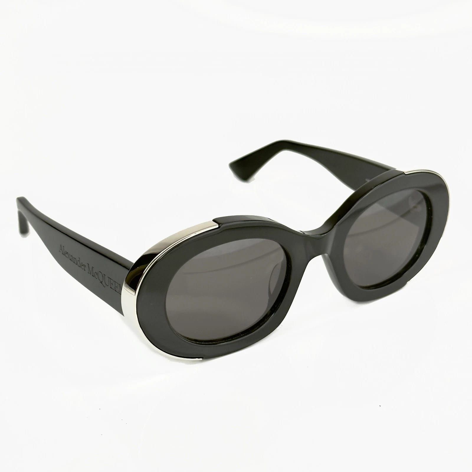Alexander McQueen ALEXANDER MCQUEEN AM0445S 0445 Black Fashion Sunglasses 001 Size ONE SIZE - 9 Thumbnail