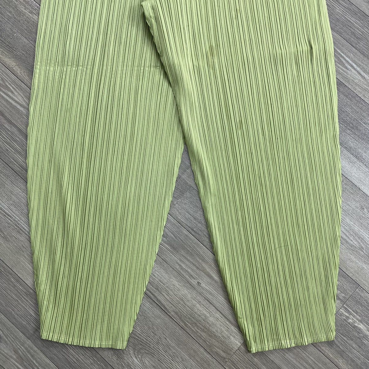 Pleats Please Issey Miyake Vintage Pleats Please Issey Miyake Green Monthly June Pants Size US 28 / EU 44 - 9 Thumbnail