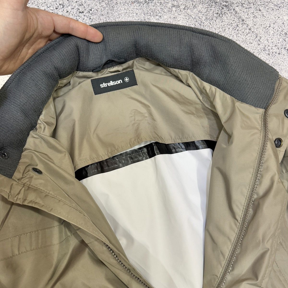 Strellson Strellson Dry Jacket Waterproof Hooded L size Size US L / EU 52-54 / 3 - 7 Thumbnail