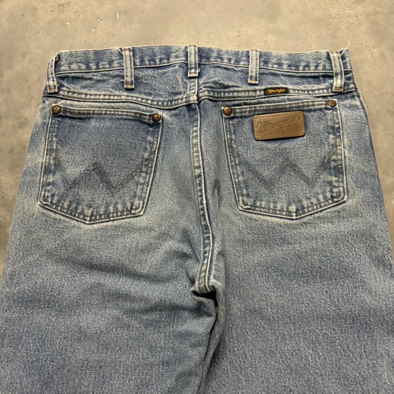 Japanese Brand × Vintage CrazyVintage Y2K/2000s Faded Medium Wash Essential Denim Jeans! Size US 30 / EU 46 - 7 Thumbnail
