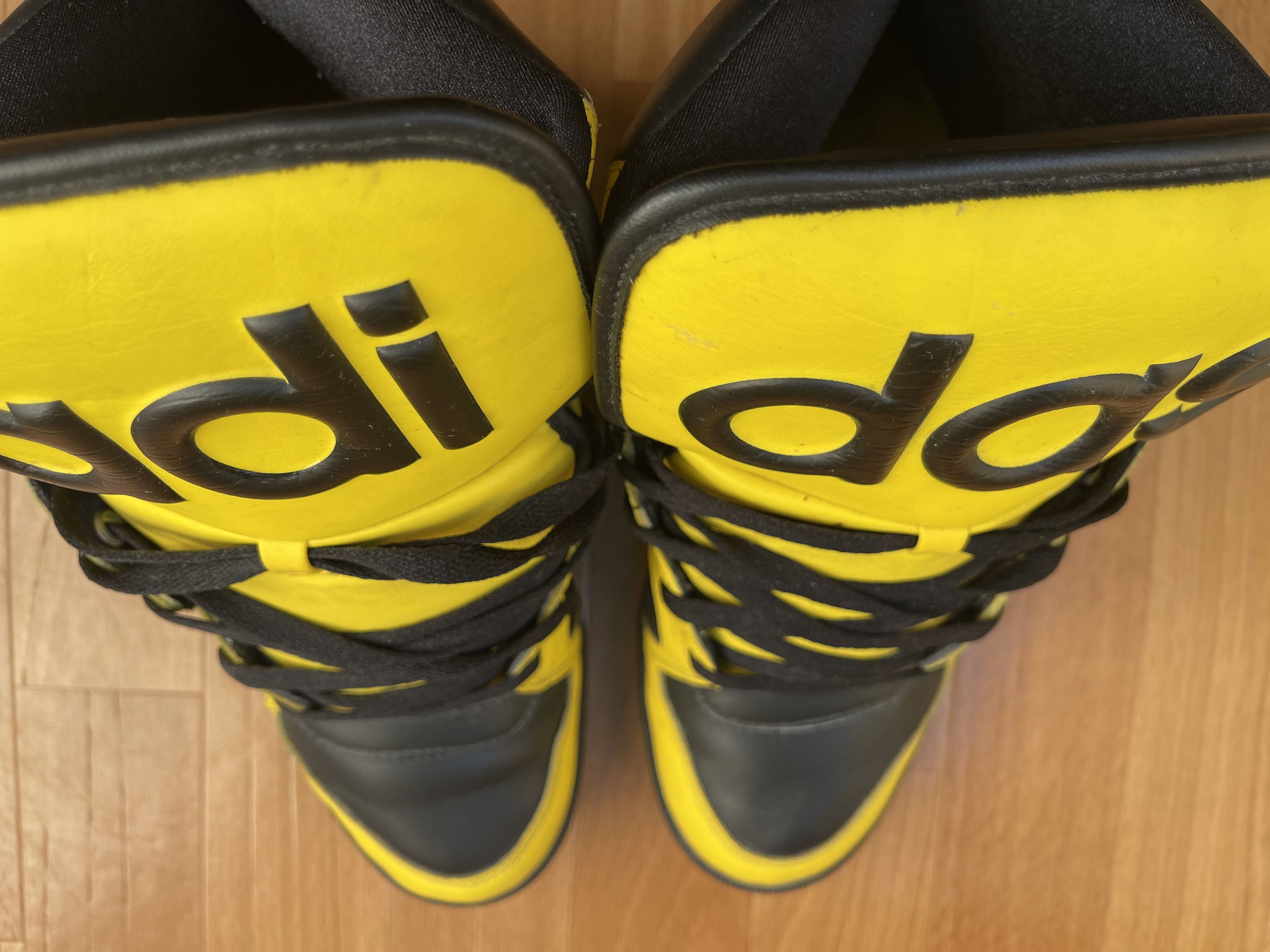 Adidas × Jeremy Scott Adidas sneakers Jeremy Scott Instinct Top shoes ObyO V24530 Size US 10 / EU 43 - 20 Thumbnail