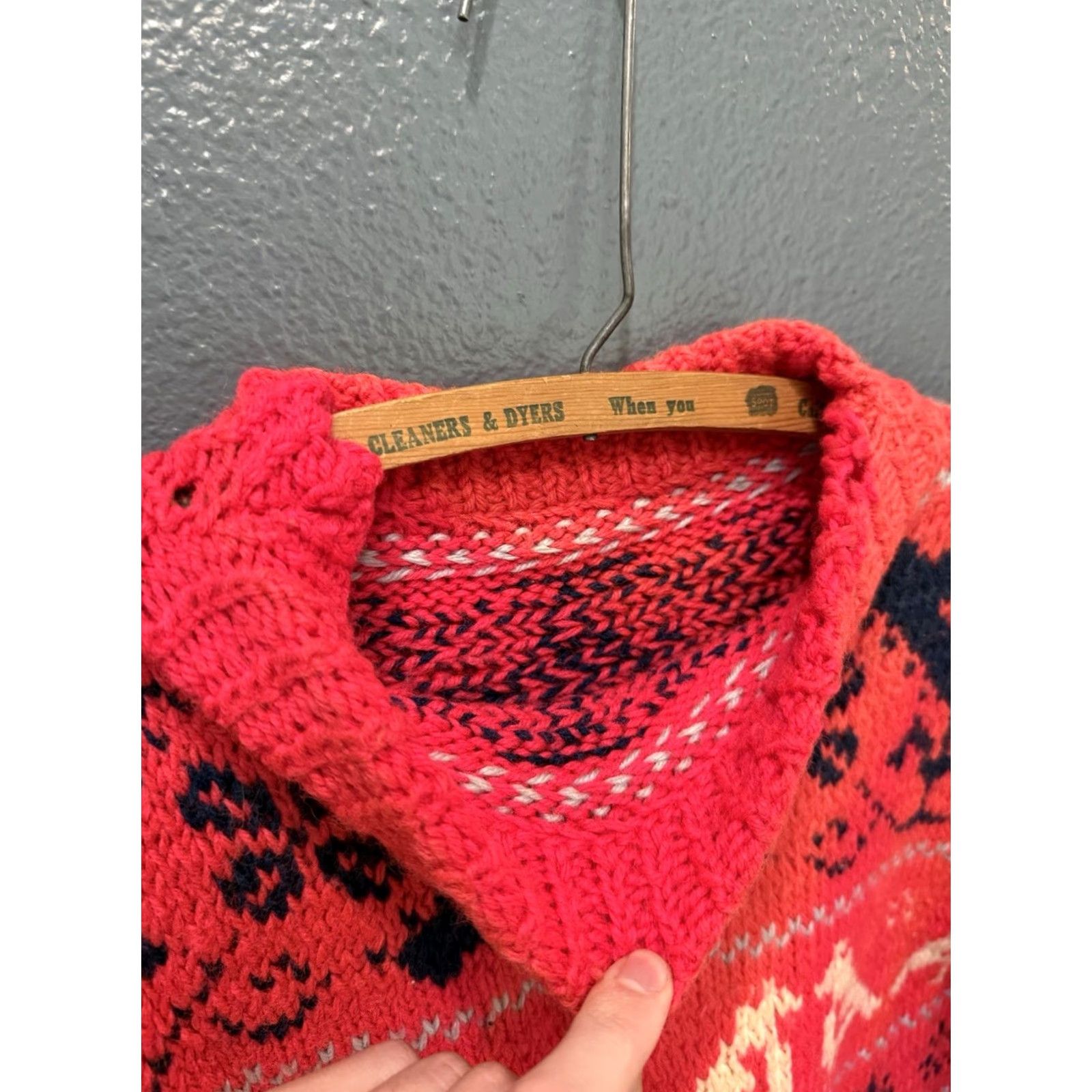 Vintage VINTAGE 60’s Hand Knit Women's Wool Sweater Size L Red Knit Sweater Women Large 60s Graphic Size L / US 10 / IT 46 - 2 Thumbnail