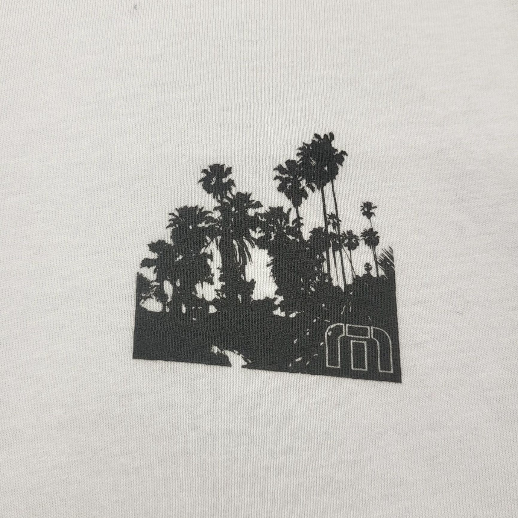 TravisMathew Travis Mathew T-Shirt Men's XXL White Jurassic Canyon Graphic Golf Short Sleeve Shirt Mens White Travis Mathew T-Shirt Short Sleeve Golf Graphic Size US XXL / EU 58 / 5 - 4 Thumbnail