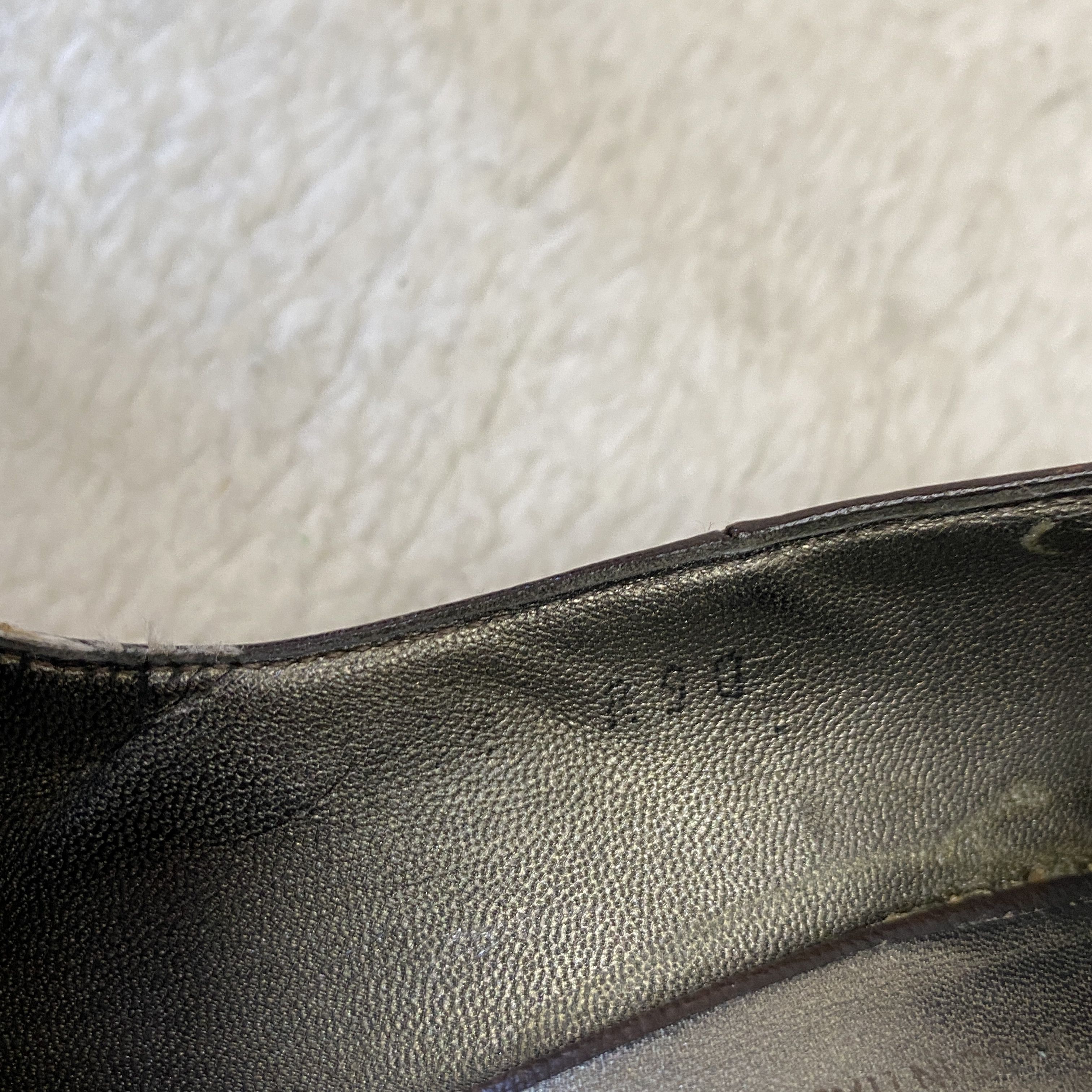 Salvatore Ferragamo Vintage Salvatore Ferragamo Brown Leather Wooden Heel Pumps Size US 6.5 / IT 36.5 - 18 Thumbnail