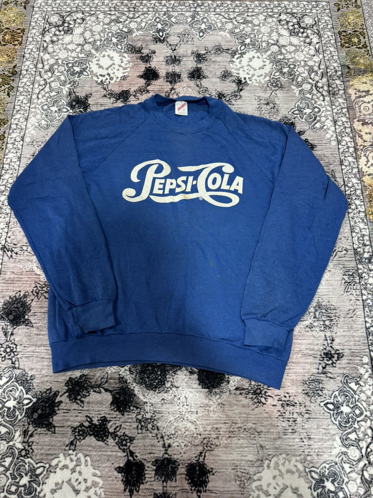 Vintage Vintage Pepsi-Cola Blue Sweatshirt Size US L / EU 52-54 / 3 - 1 Thumbnail