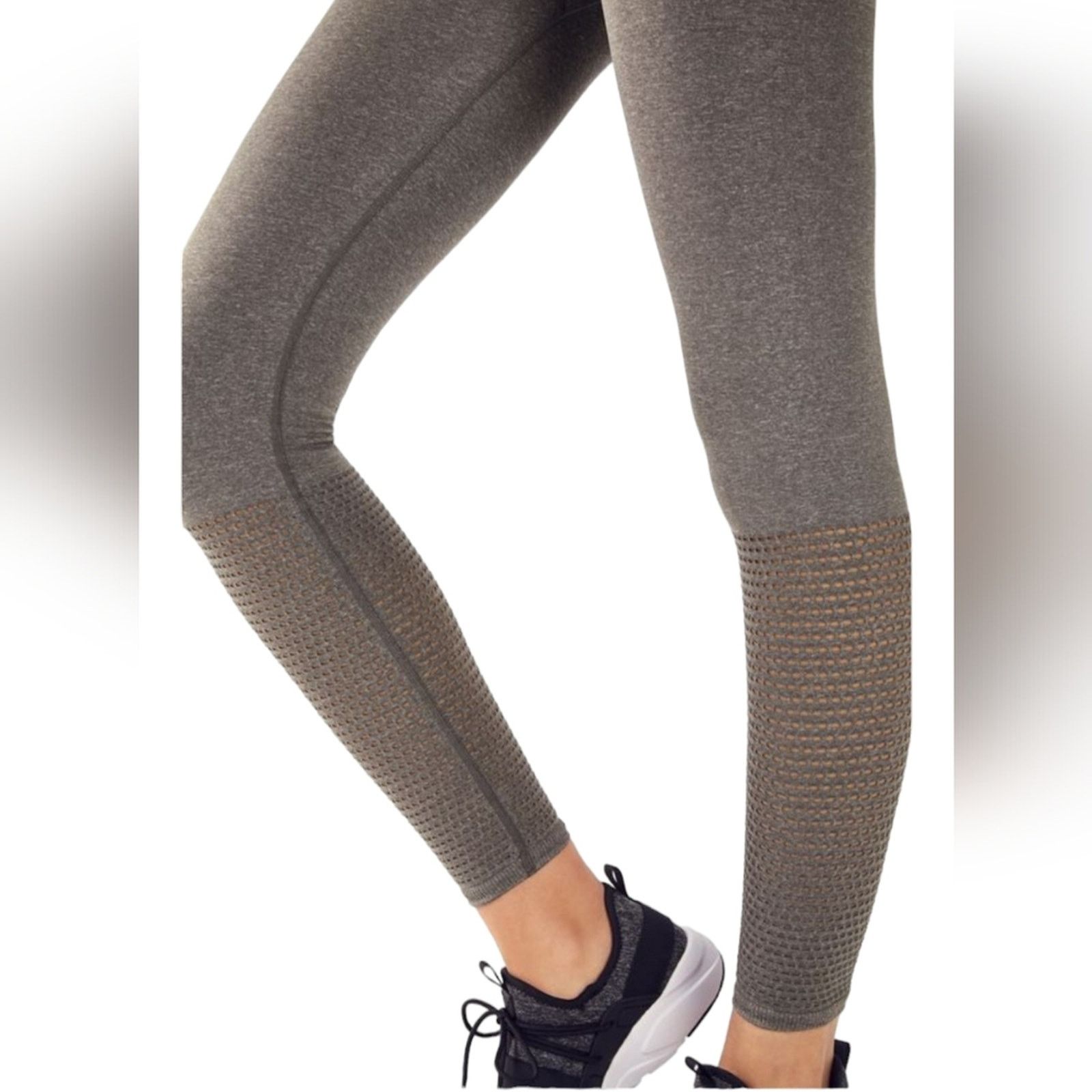 Fabletics Fabletics Seamless Gray Legging full length small Size 28" / US 6 / IT 42 - 3 Thumbnail