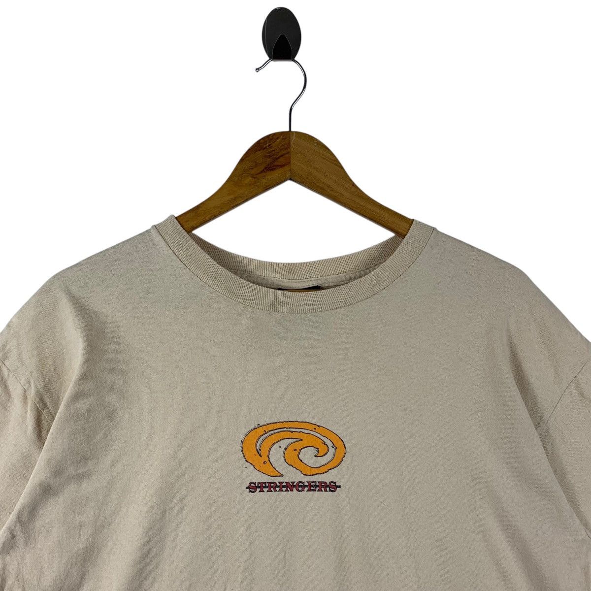 Other Vintage 90s STRINGERS big logo back hit spellout surfing tee Size US L / EU 52-54 / 3 - 3 Thumbnail