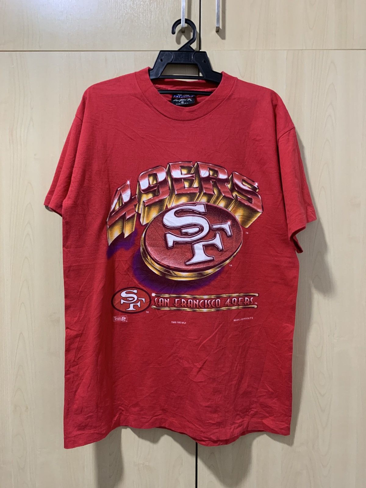 NBA × NFL × Vintage Vintage SF 49ERS 1995 nflp magic Johnson tees Size US L / EU 52-54 / 3 - 1 Thumbnail