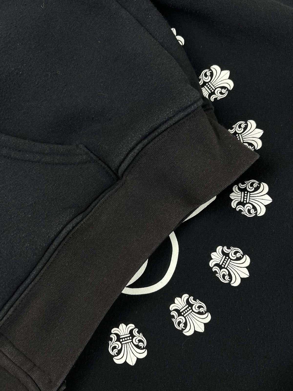 Chrome Hearts Chrome Hearts Vintage Fleur Logo Heavy Thermal Zip Up Hoodie Size US M / EU 48-50 / 2 - 9 Thumbnail