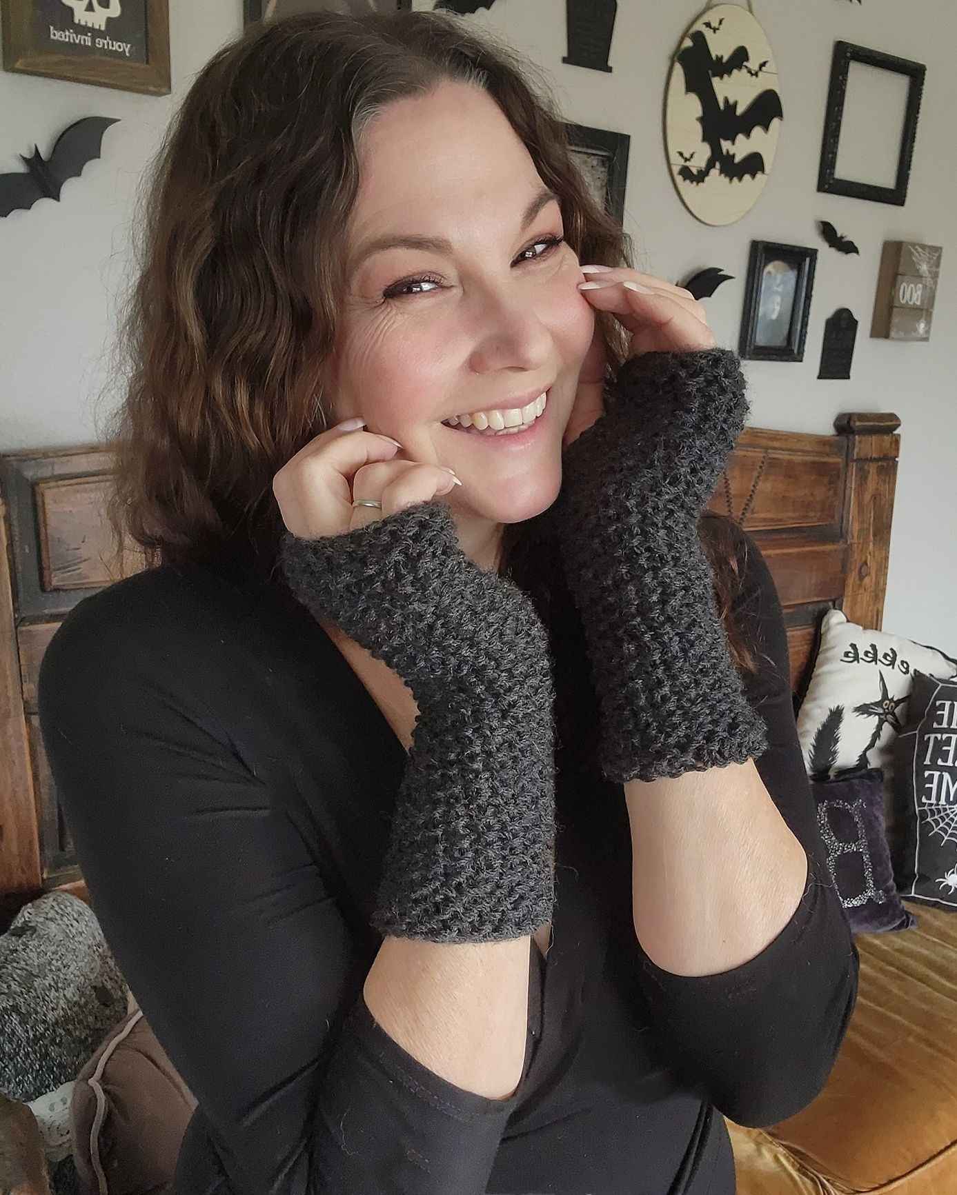 Handmade Hand Knit Fingerless Gloves, Armwarmers in Gray Yarn, Womens Size ONE SIZE - 10 Thumbnail