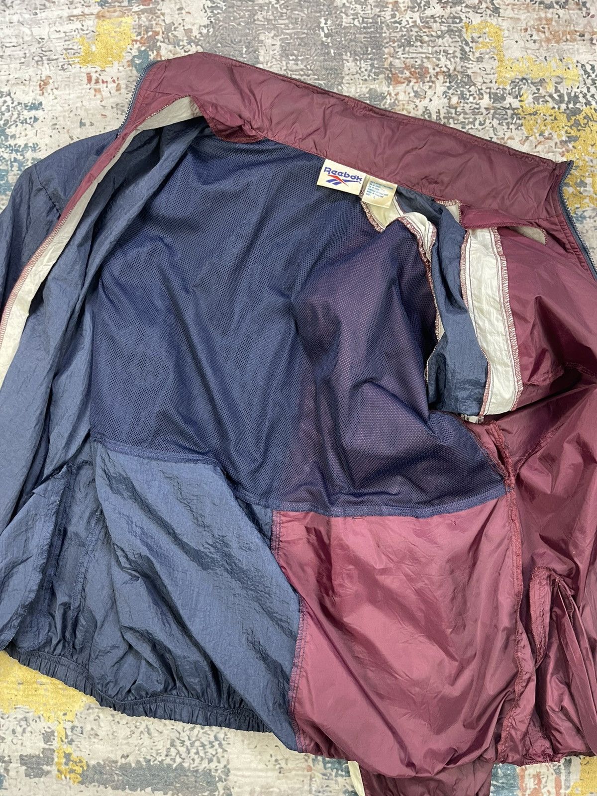 Reebok Vtg 90s Reebok Big Logo 1/2 Divided Nylon Jacket Size US L / EU 52-54 / 3 - 8 Thumbnail
