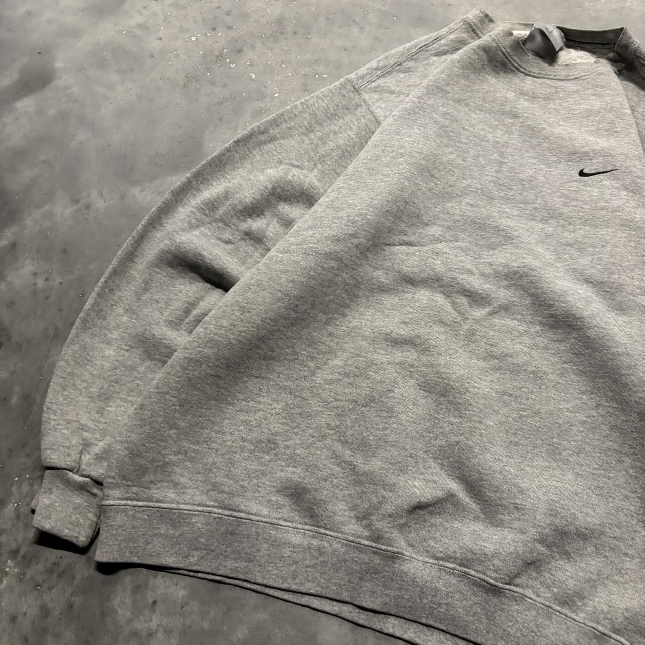 Nike × Vintage Crazy Vintage 90s Grey Nike Swoosh Streetwear Essential Crewneck! Size US L / EU 52-54 / 3 - 3 Thumbnail