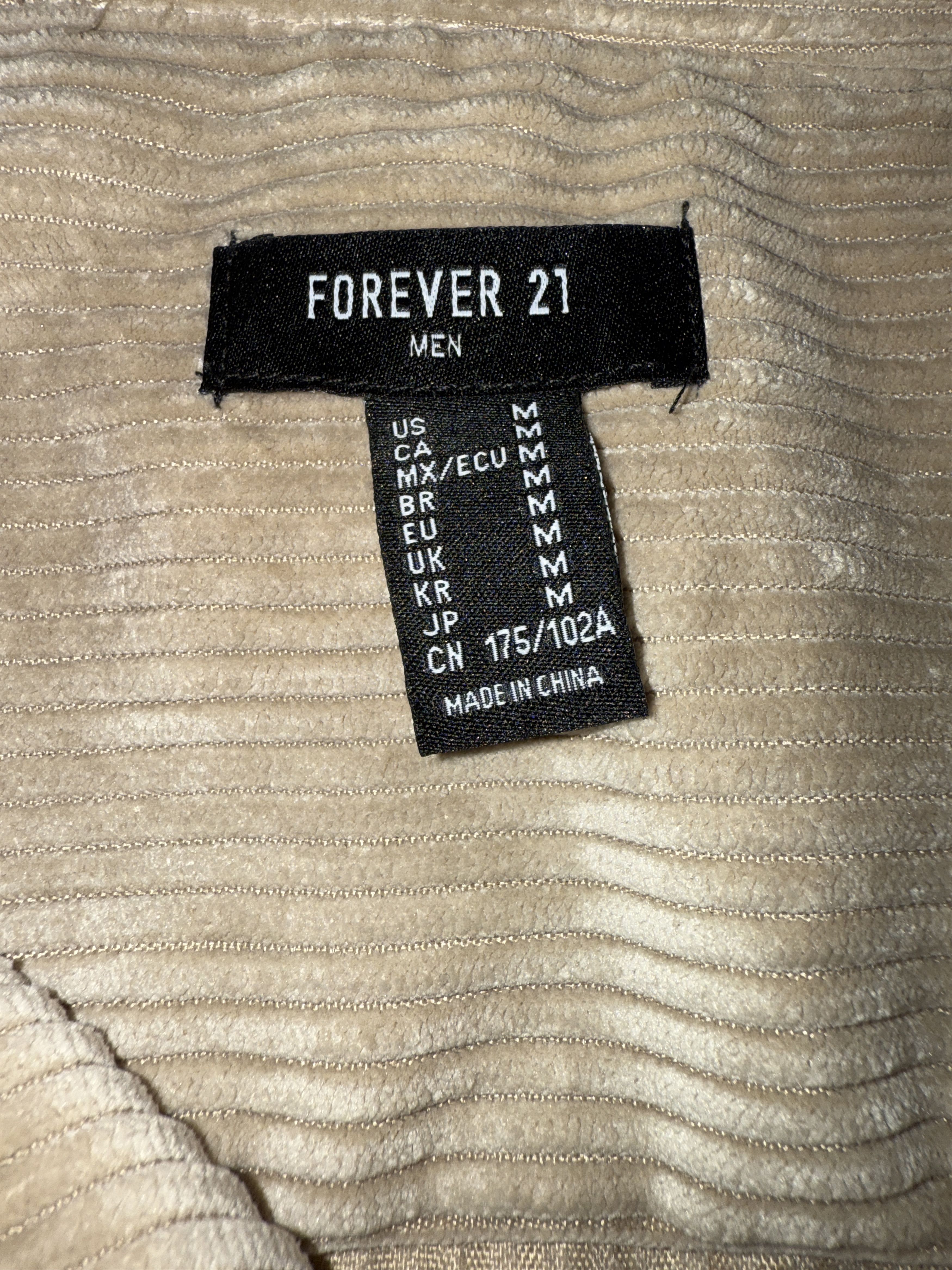 Forever 21 Beige Corduroy Button Up Size US M / EU 48-50 / 2 - 3 Thumbnail