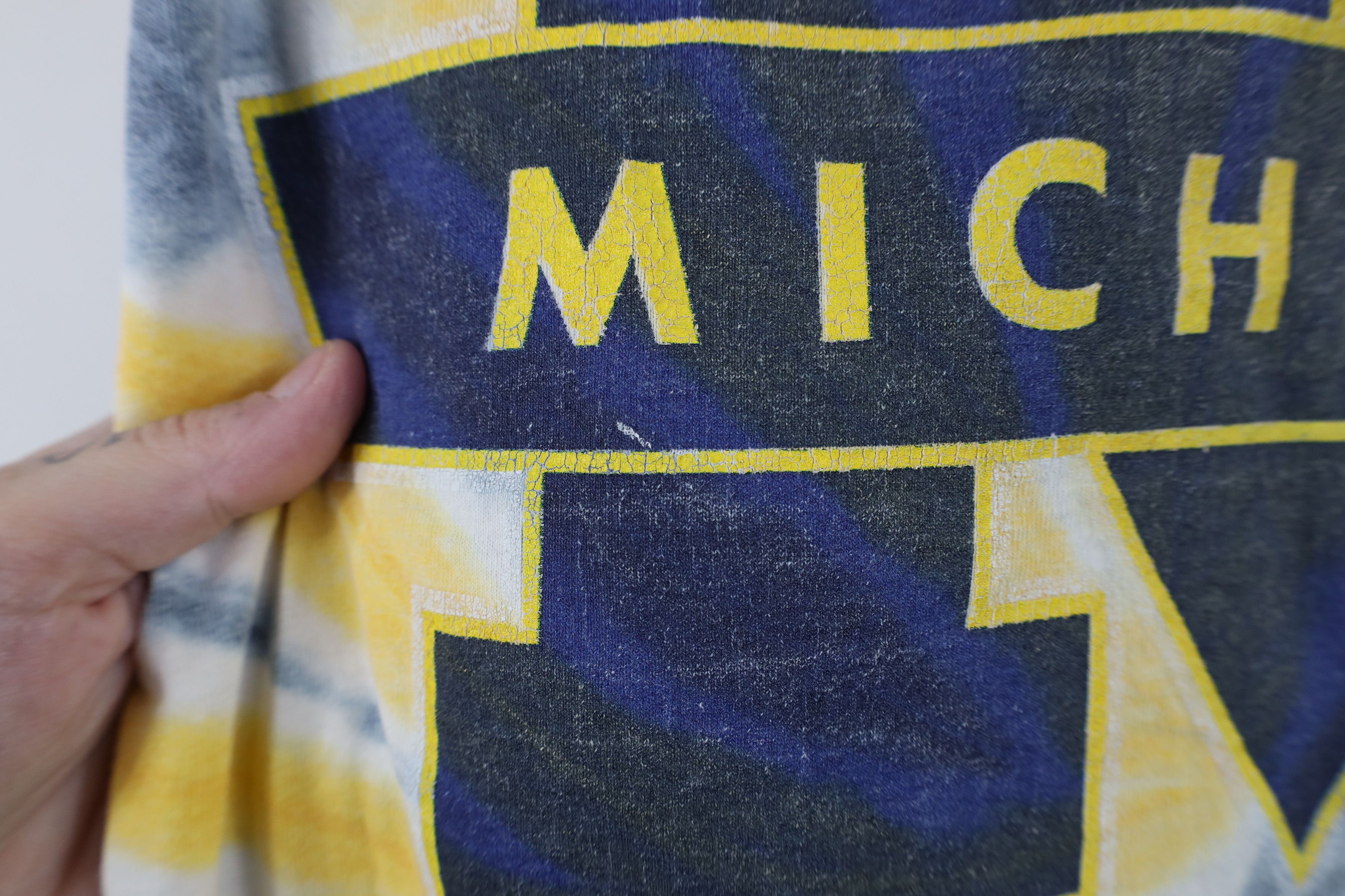 Vintage Vintage 90s Tie Dye University of Michigan Block M T-Shirt Size US L / EU 52-54 / 3 - 5 Thumbnail