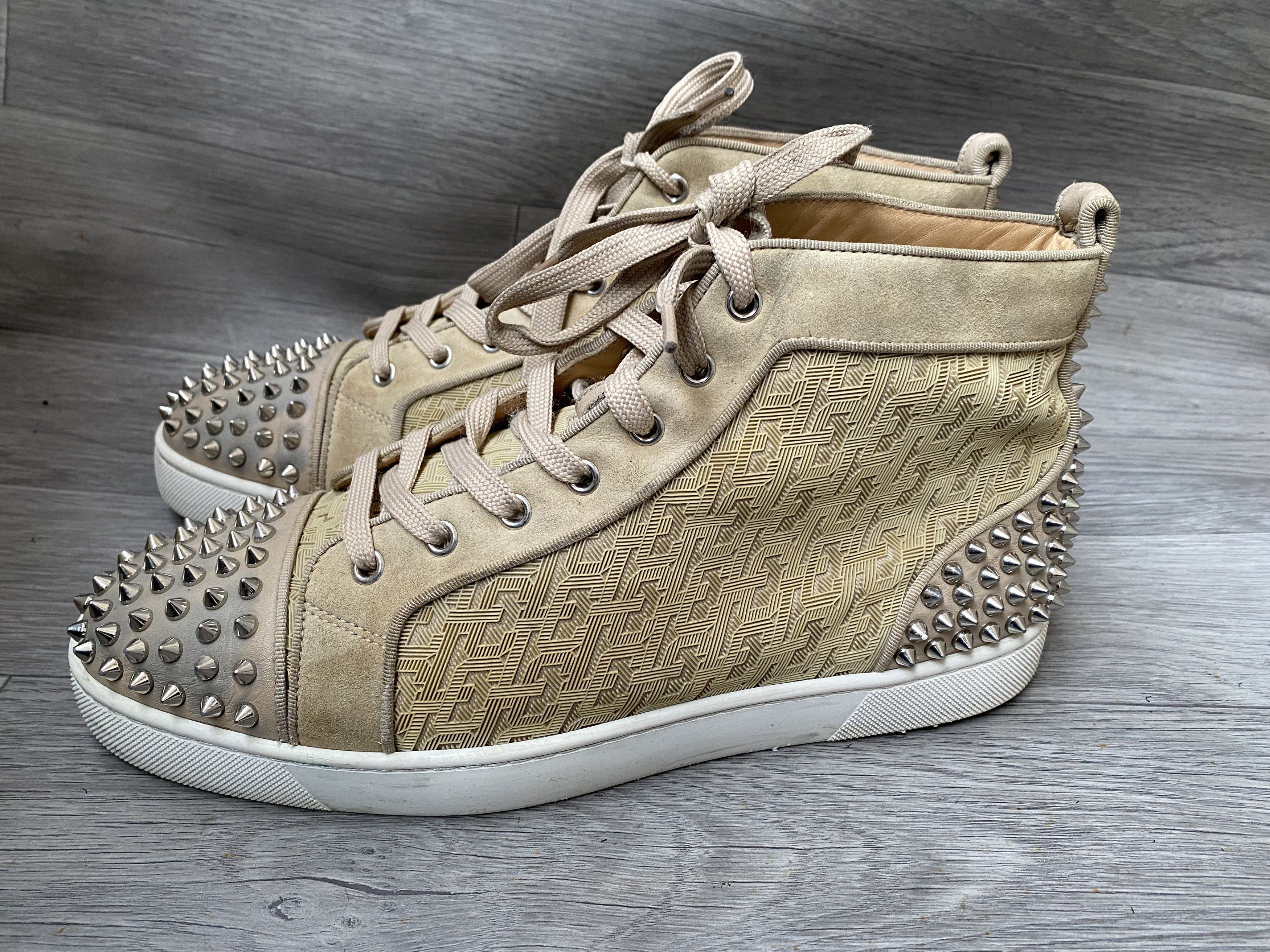 Christian Louboutin Christian loubotin beige hi-top sneakers Size US 11 / EU 44 - 6 Thumbnail