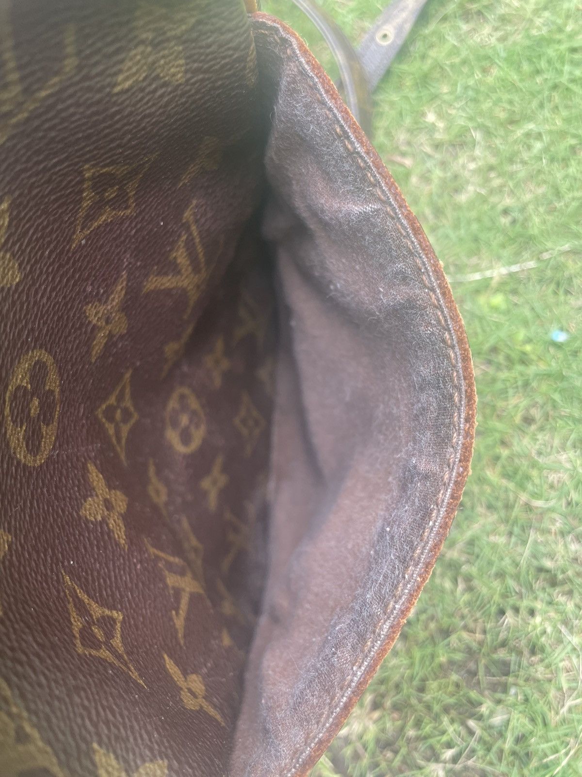 Louis Vuitton Authentic LOUIS VUITTON Danube Shoulder Bag Size ONE SIZE - 7 Thumbnail