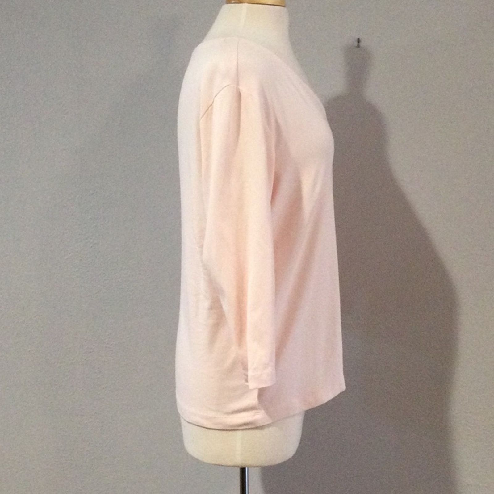 Chicos Chico's Pale Pink V-Neck 3/4 Sleeve Top Size 2/L/12 Size M / US 6-8 / IT 42-44 - 4 Thumbnail