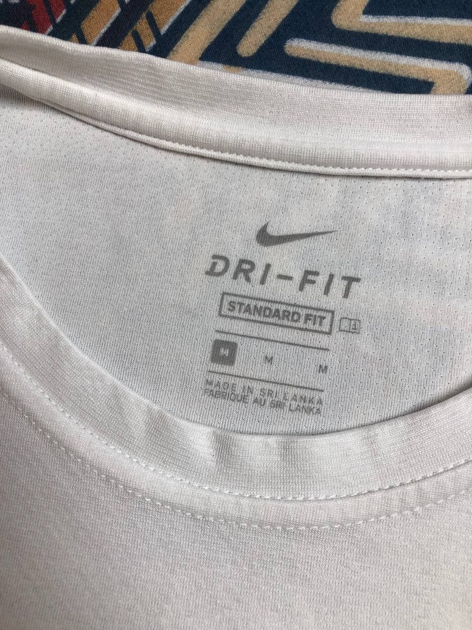 Nike Streetwear T-Shirt Nike big logo DRI-FIT white Y2K Vintage Size US M / EU 48-50 / 2 - 2 Thumbnail