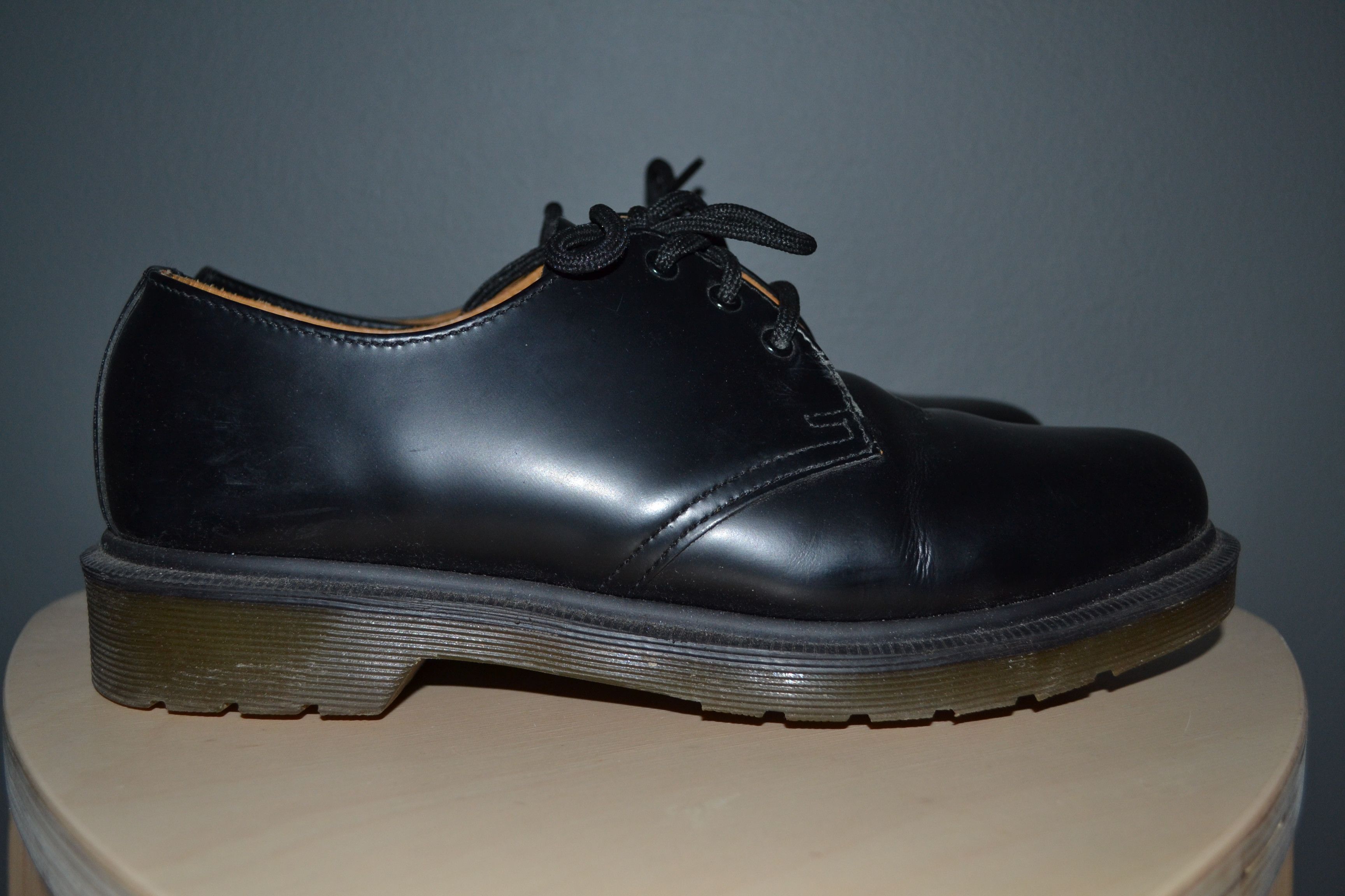 Dr. Martens Dr. Martens 1461 PW Mens Shoes Black 7 US Size US 7 / EU 40 - 4 Thumbnail