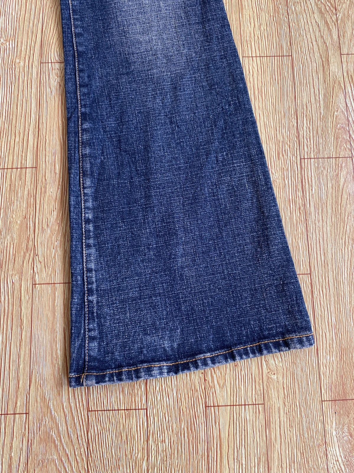 Japanese Brand Very Rare Design Vintage Japanese Brand Flared Jeans 1990s Size US 30 / EU 46 - 7 Thumbnail