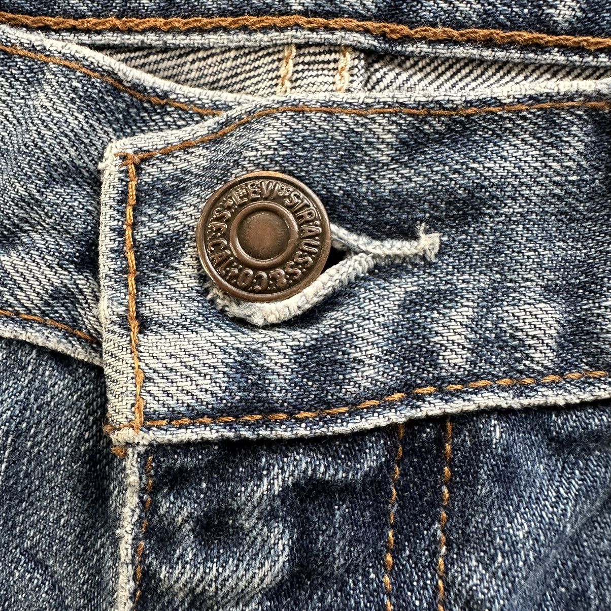 Levi's Vintage Levi’s Distressed Faded Sick Denim Jean Pant W30 Size US 30 / EU 46 - 6 Thumbnail