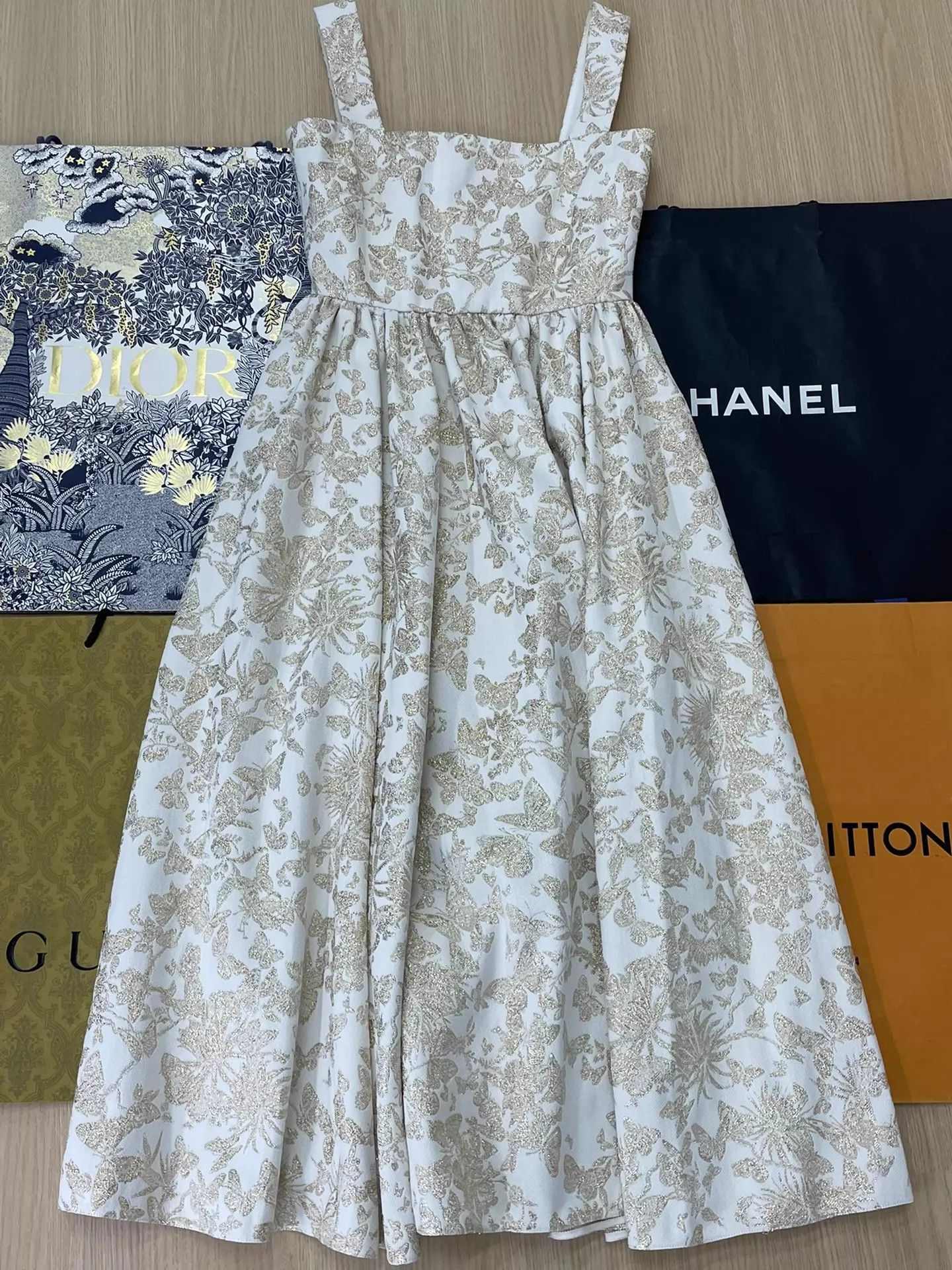 Dior Dior Platinum Bow Embroidered Gown Size 38 Size S / US 4 / IT 40 - 1 Thumbnail