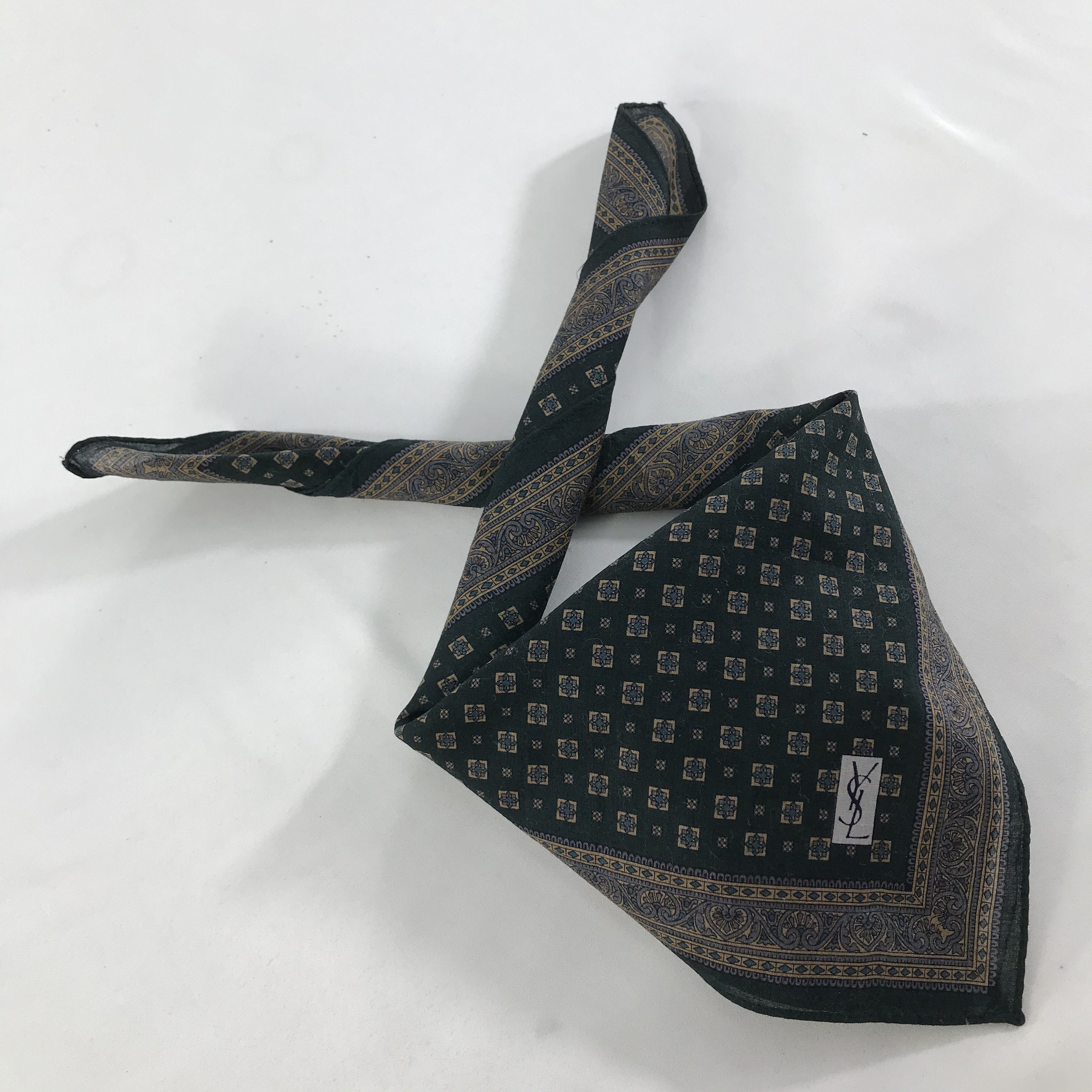 Vintage × Yves Saint Laurent Yves Saint Laurent Bandana / Handkerchief/Neckerchief -S1567 Size ONE SIZE - 4 Thumbnail