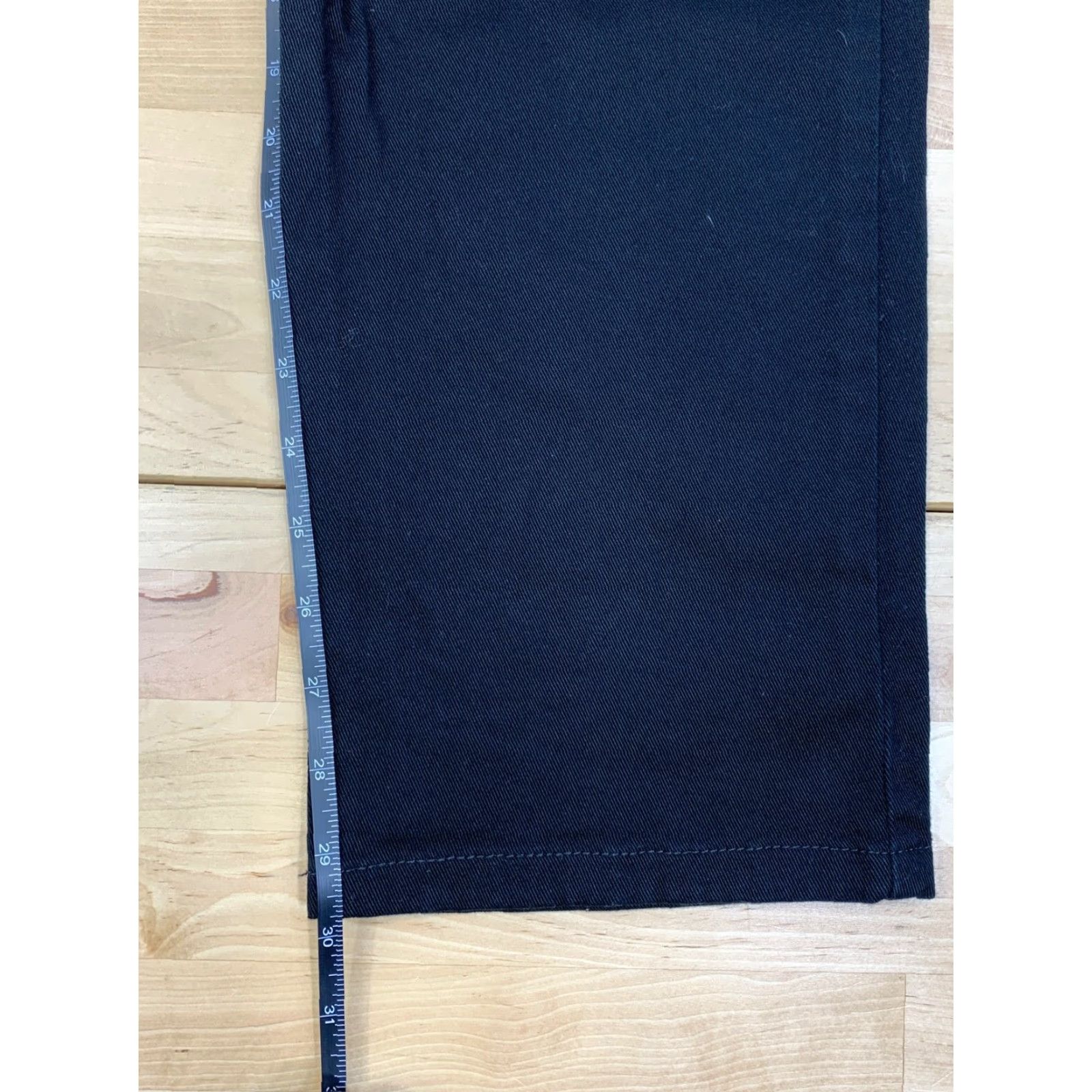 Gloria Vanderbilt Gloria Vanderbilt Amanda Jeans Womens 14 Black Denim Straight Regular Rise High 29.5in Belt Loops Pockets Zip Button Size 36" / US 14 / IT 50 - 7 Thumbnail
