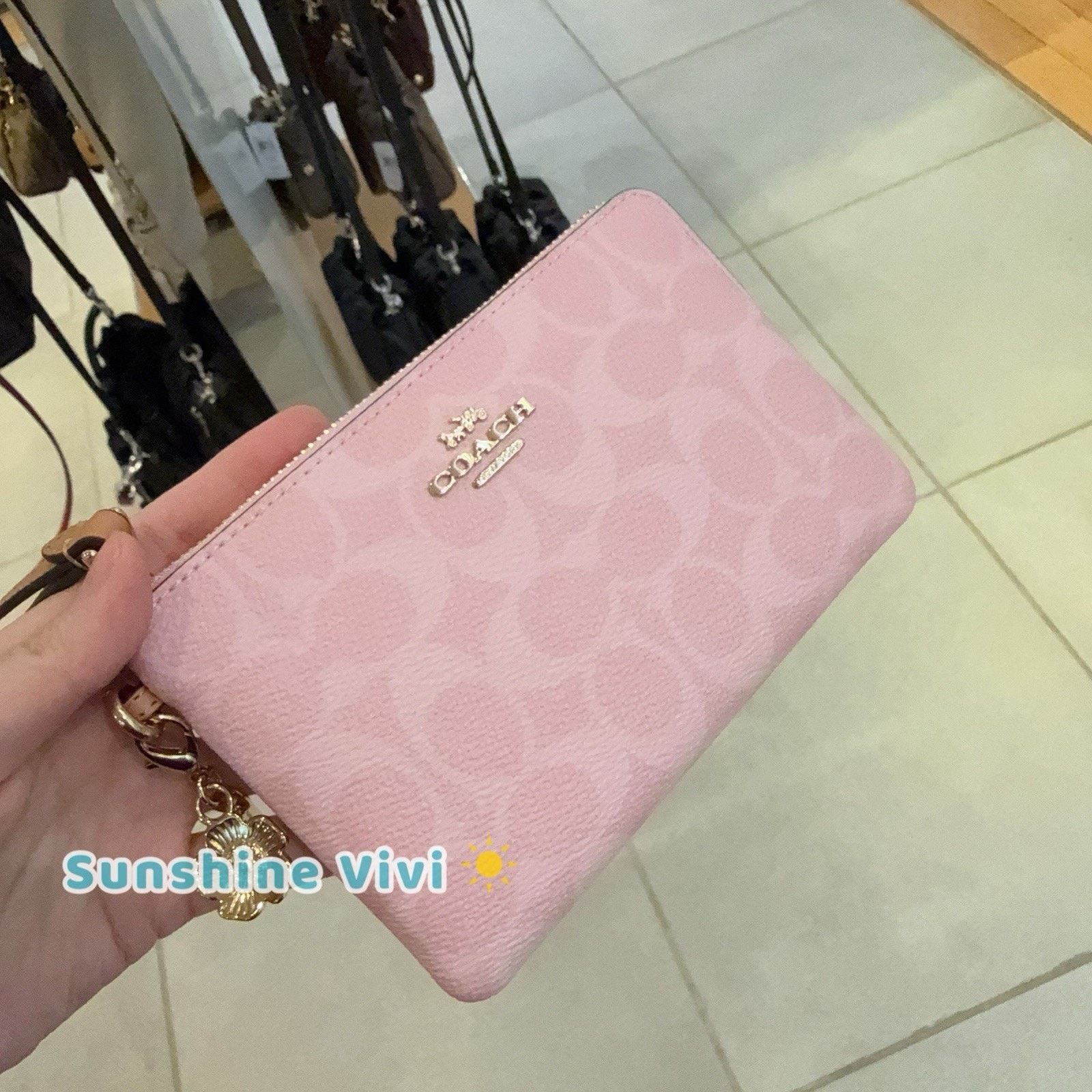 Coach NWT Coach CEF72 Corner Zip Wristlet Charm Gold Powder Pink Size ONE SIZE - 5 Thumbnail