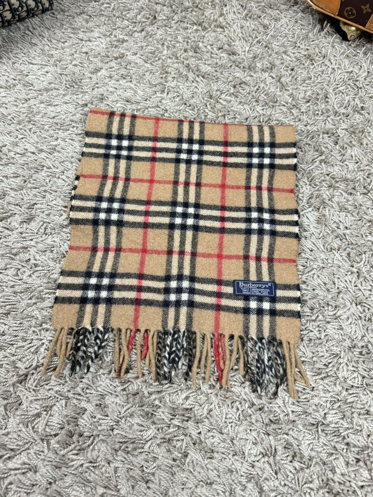 Burberry Vintage wool scarf Burberry’s 90s original luxury item Size ONE SIZE - 1 Thumbnail