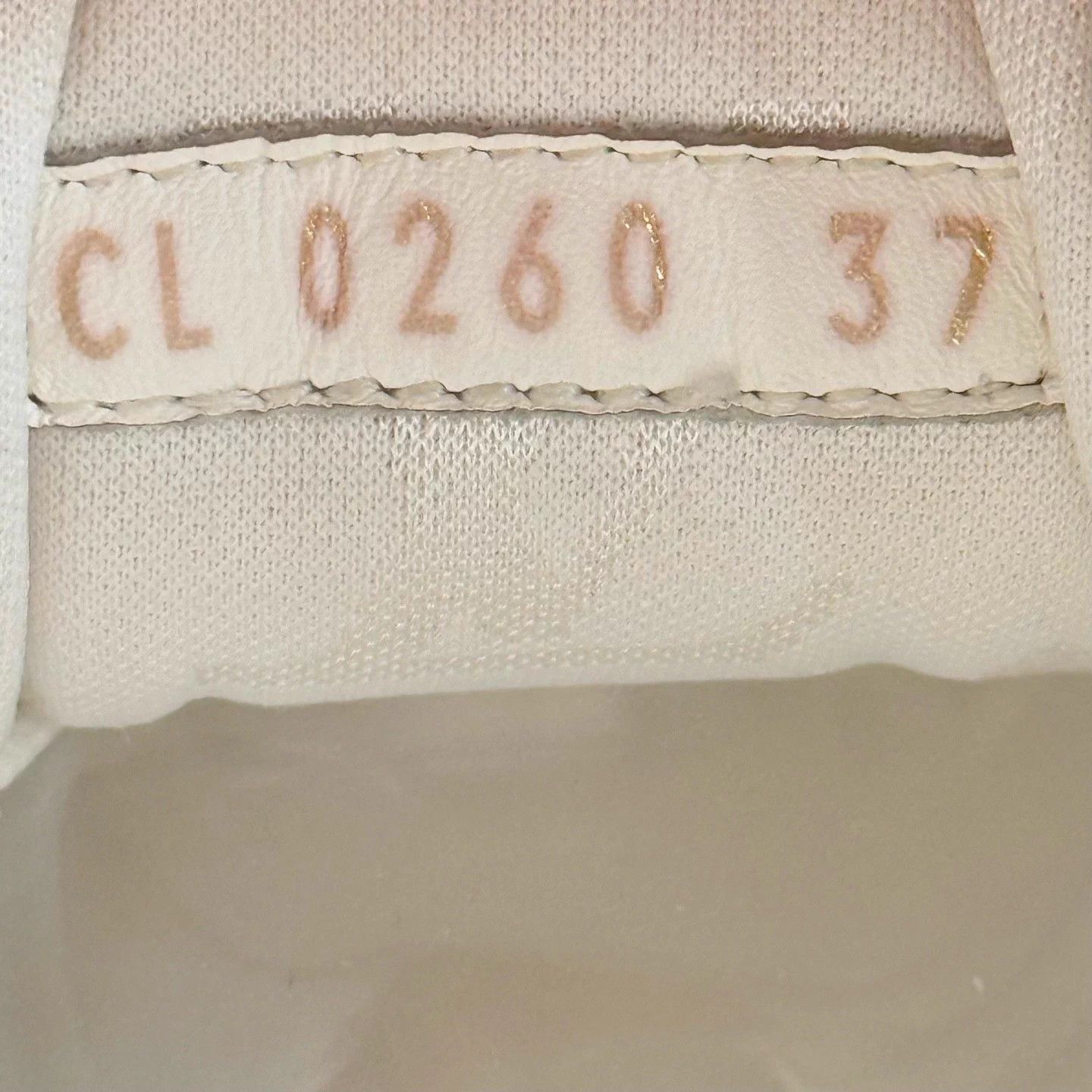Louis Vuitton LV White Blue Denim Monogram Sneakers 37 95new Size US 6 / IT 36 - 4 Thumbnail
