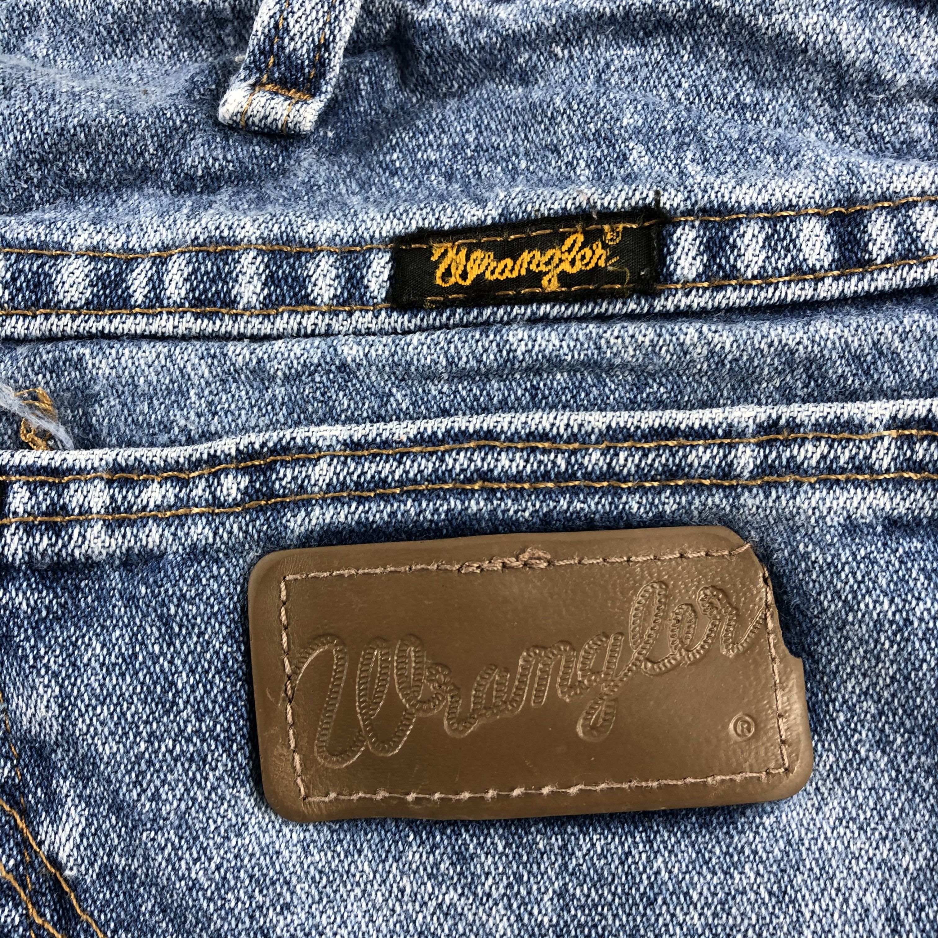 Vintage Vintage Blue Wash Wrangler Jeans-J2507 Size US 35 - 5 Thumbnail