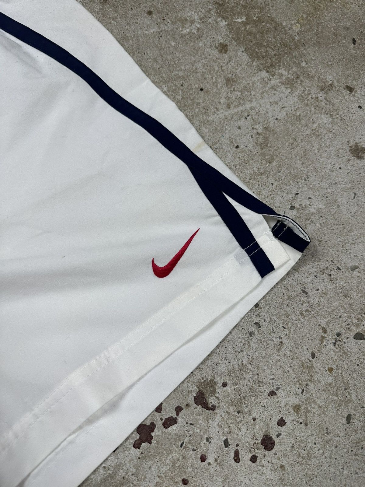 Nike × Vintage Vintage 90s Nike x Arsenal Home Soccer Shorts Swoosh Size US 30 / EU 46 - 3 Thumbnail