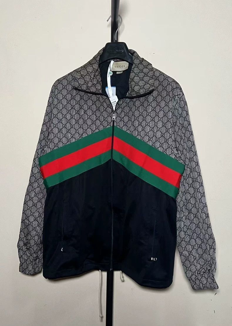 Gucci vintage gucci red green striped jacket Size US M / EU 48-50 / 2 - 1 Thumbnail