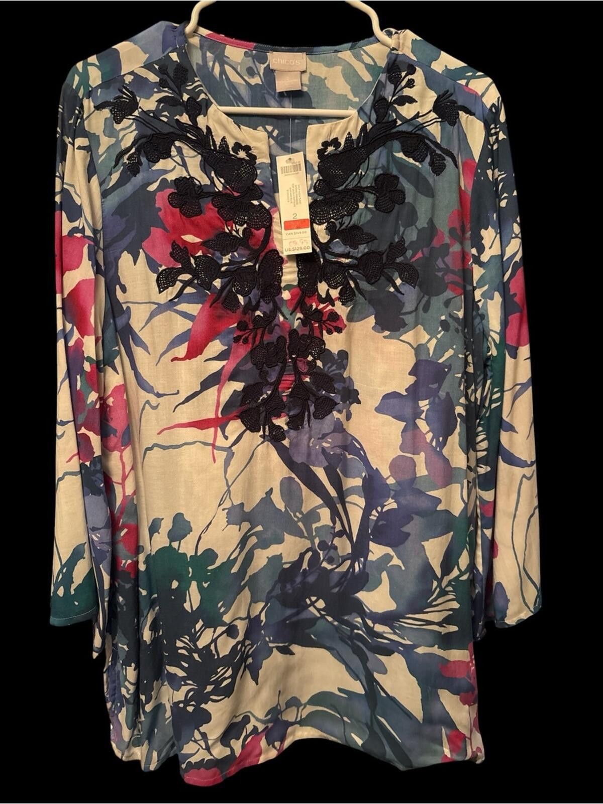 Chicos Chico's Multicolor Floral Tunic w Black Embroidered Appliqué Size M / US 6-8 / IT 42-44 - 1 Thumbnail