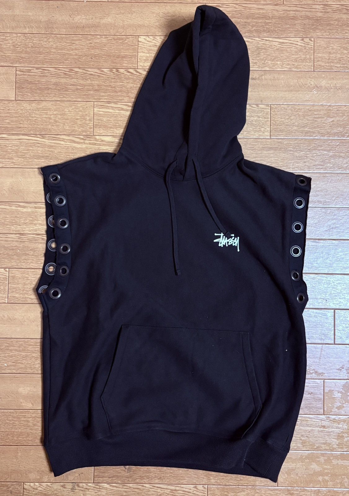 Junya Watanabe eYe Junya Watanabe MAN x Stussy Eyelet Sleeveless Hoodie L Size US L / EU 52-54 / 3 - 2 Thumbnail