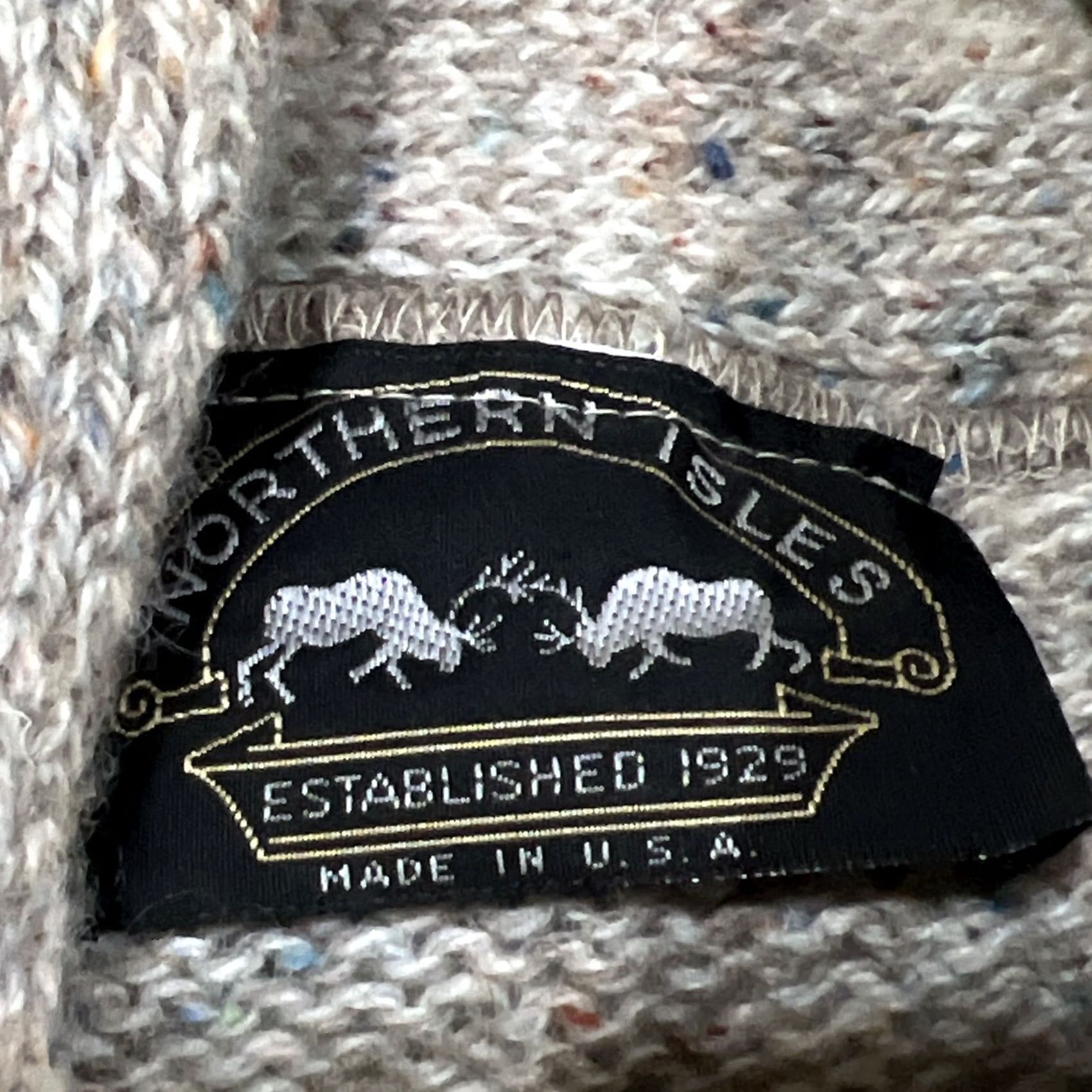 Vintage VINTAGE Northern Isles Sweater Men’s L Beige Confetti Button Knit Pullover 90s Classic Travel Casual Winter Fall Spring Mens Size US L / EU 52-54 / 3 - 5 Thumbnail