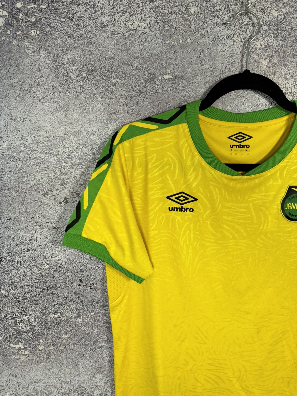 Umbro × Vintage Vintage Jamaica National Team 2018 Umbro Jersey Size US S / EU 44-46 / 1 - 2 Thumbnail