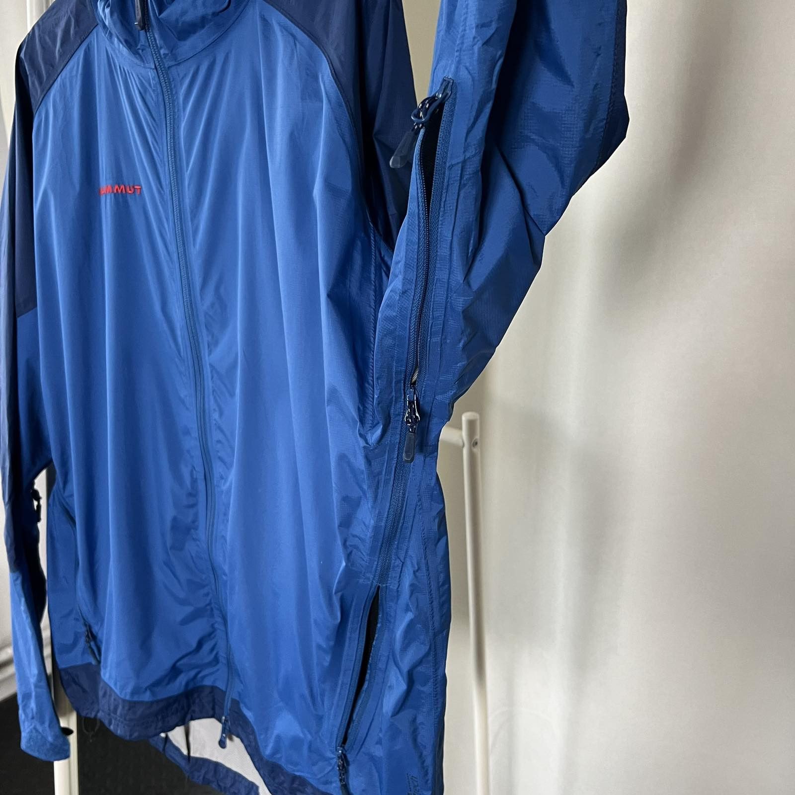 Mammut Mammut light Blue jacket Sz XL Size US XL / EU 56 / 4 - 9 Thumbnail