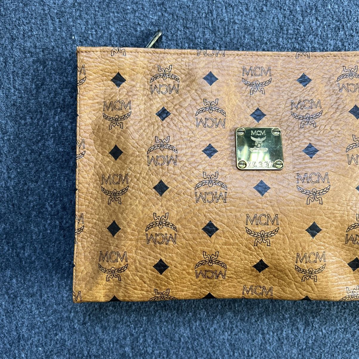 MCM 💥MCM visetos pouch clutch bag Size ONE SIZE - 3 Thumbnail