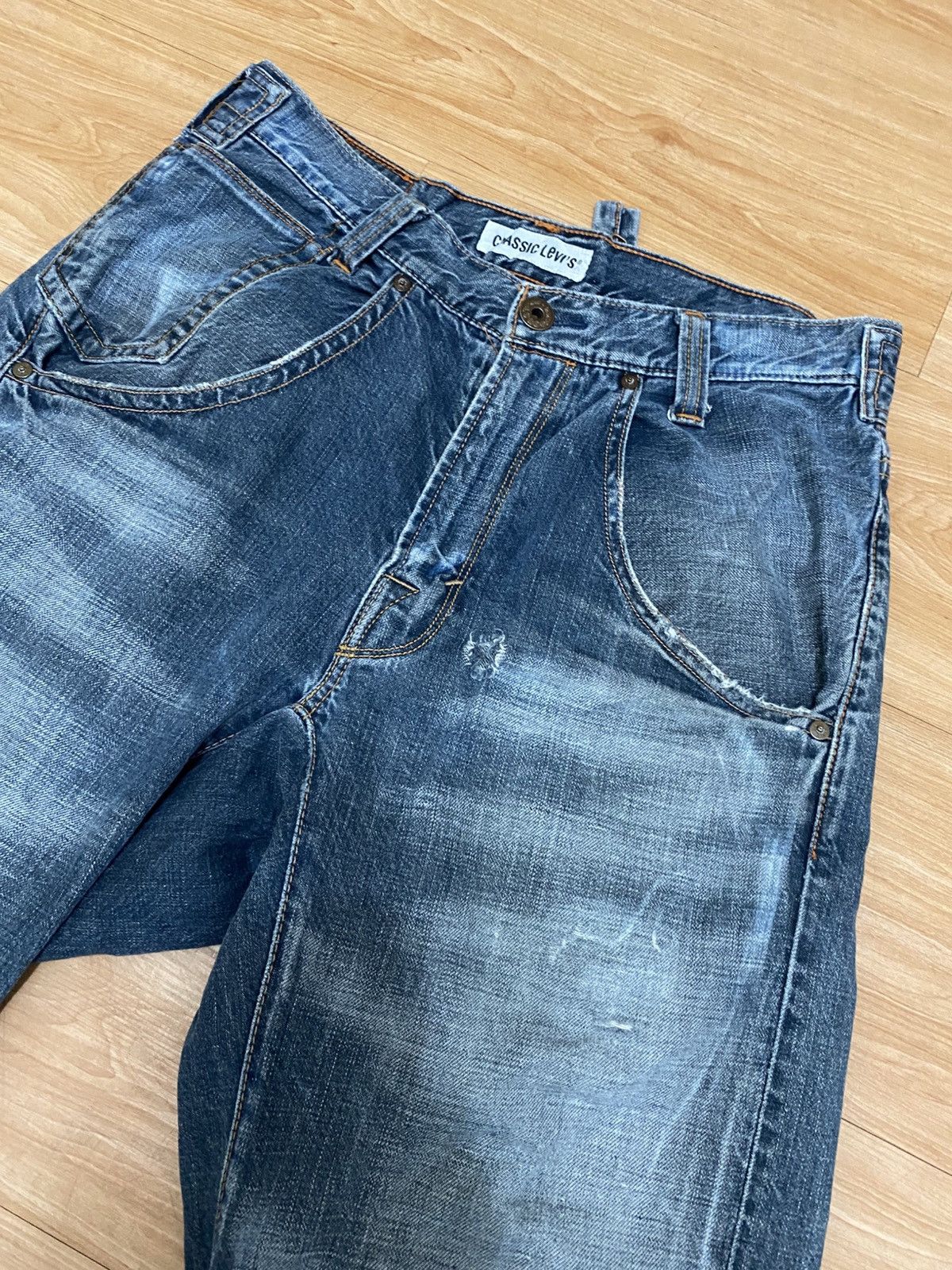 Levi's Distressed denim levis 509 very rare Size US 32 / EU 48 - 4 Thumbnail