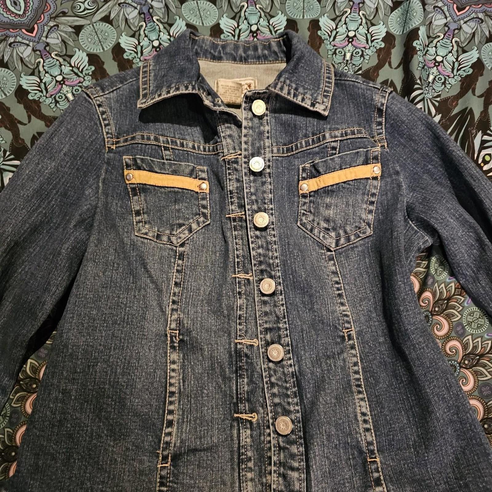 Designer Women's Denim Blue Jean Jacket with Tan Accents Size S / US 4 / IT 40 - 2 Thumbnail